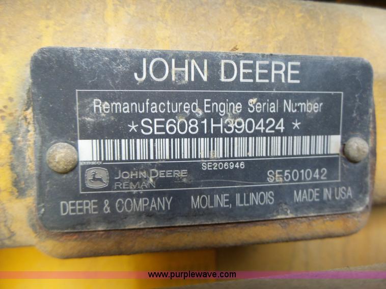 image for item L6081 2005 John Deere 770D motor grader