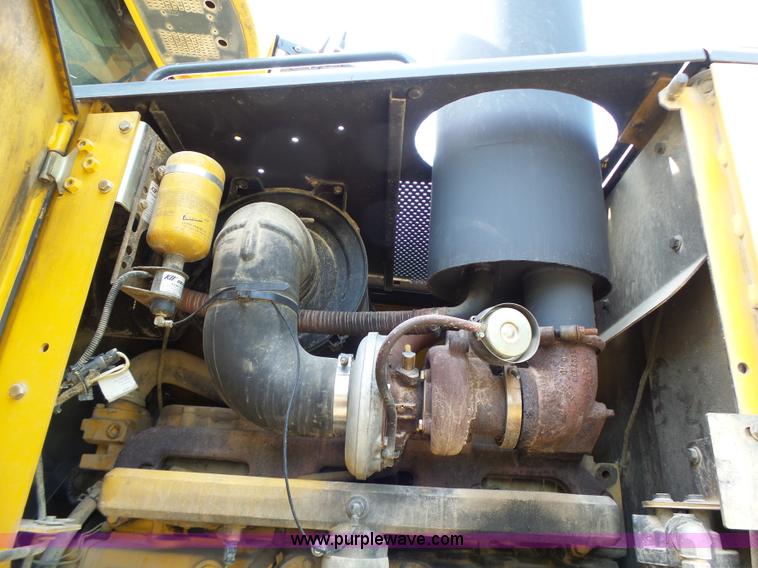 image for item L6081 2005 John Deere 770D motor grader