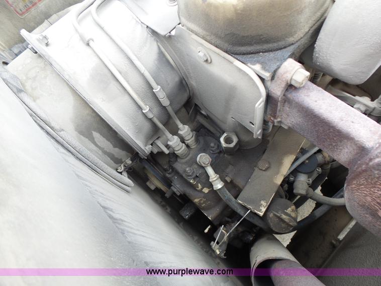 image for item L6084 Ingersoll Rand DD25 double drum vibratory roller