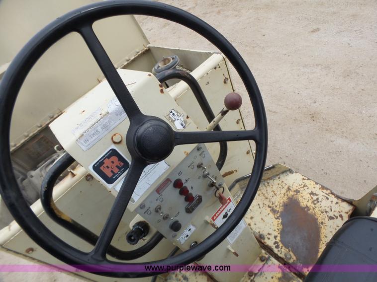 image for item L6084 Ingersoll Rand DD25 double drum vibratory roller