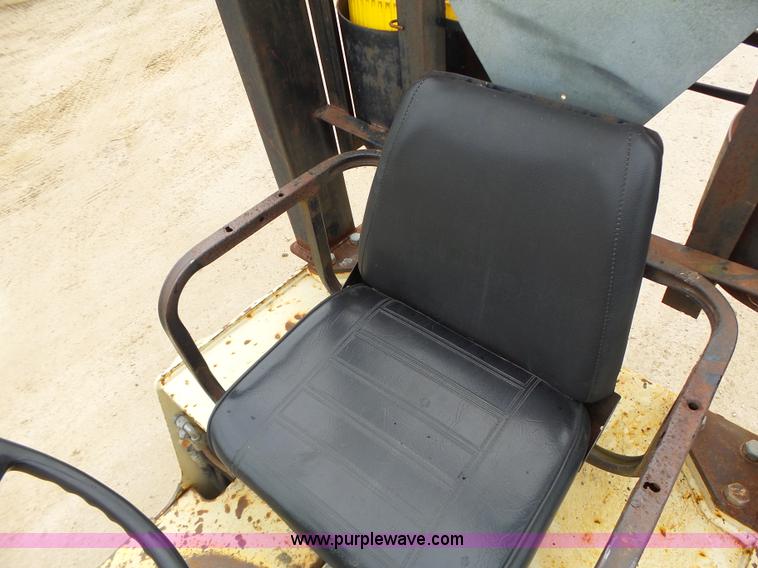 image for item L6084 Ingersoll Rand DD25 double drum vibratory roller