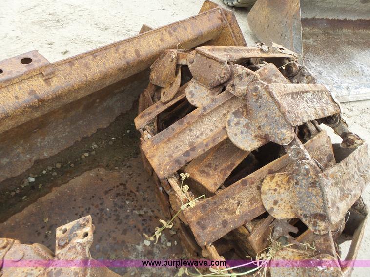 image for item L6085 Gehl SL5635 SXT skid steer