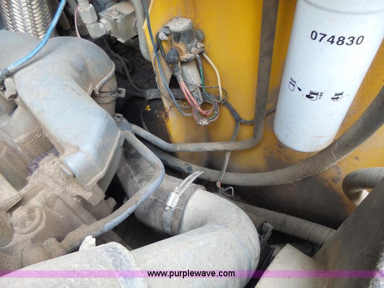 image for item L6085 Gehl SL5635 SXT skid steer