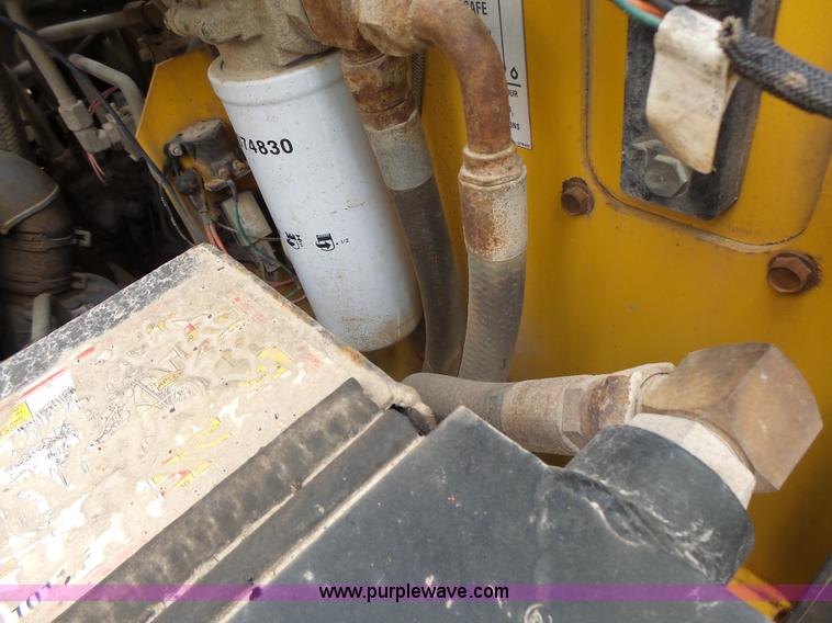 image for item L6085 Gehl SL5635 SXT skid steer