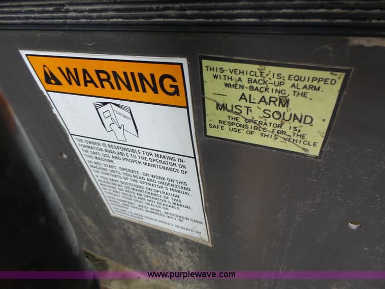 image for item L6085 Gehl SL5635 SXT skid steer