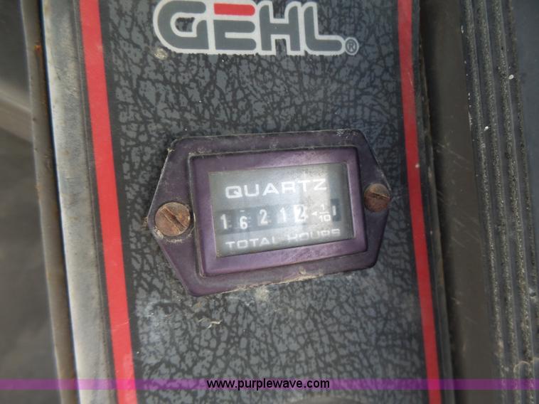 image for item L6085 Gehl SL5635 SXT skid steer