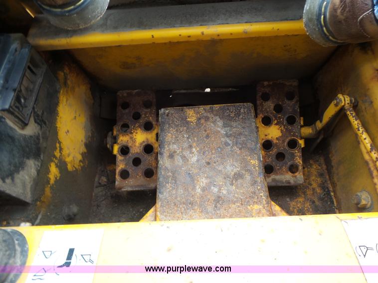 image for item L6085 Gehl SL5635 SXT skid steer