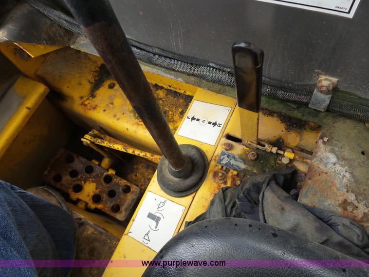 image for item L6085 Gehl SL5635 SXT skid steer