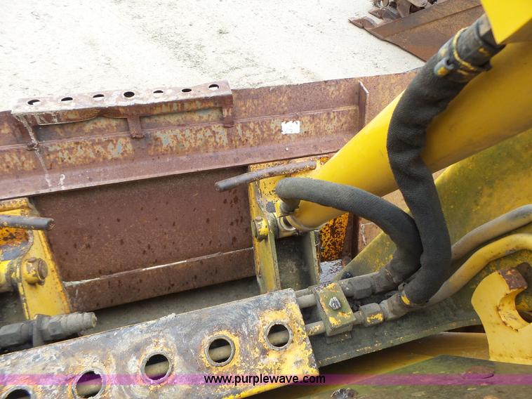image for item L6085 Gehl SL5635 SXT skid steer