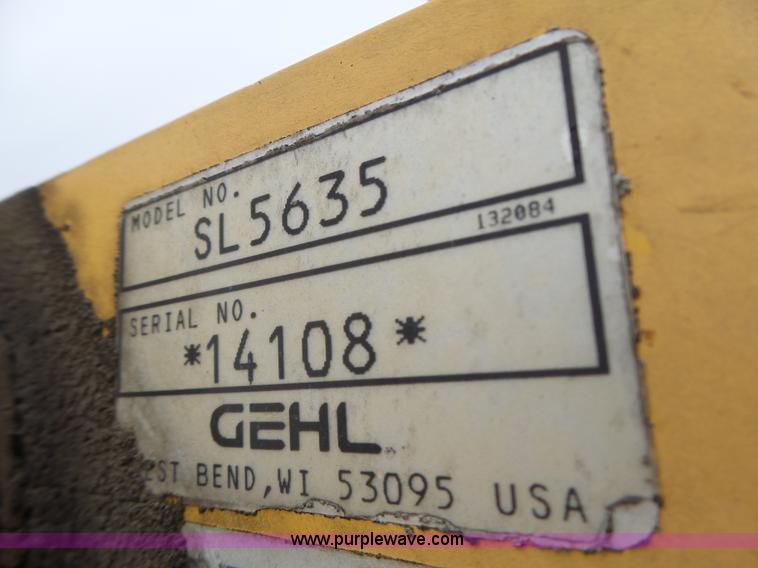 image for item L6085 Gehl SL5635 SXT skid steer