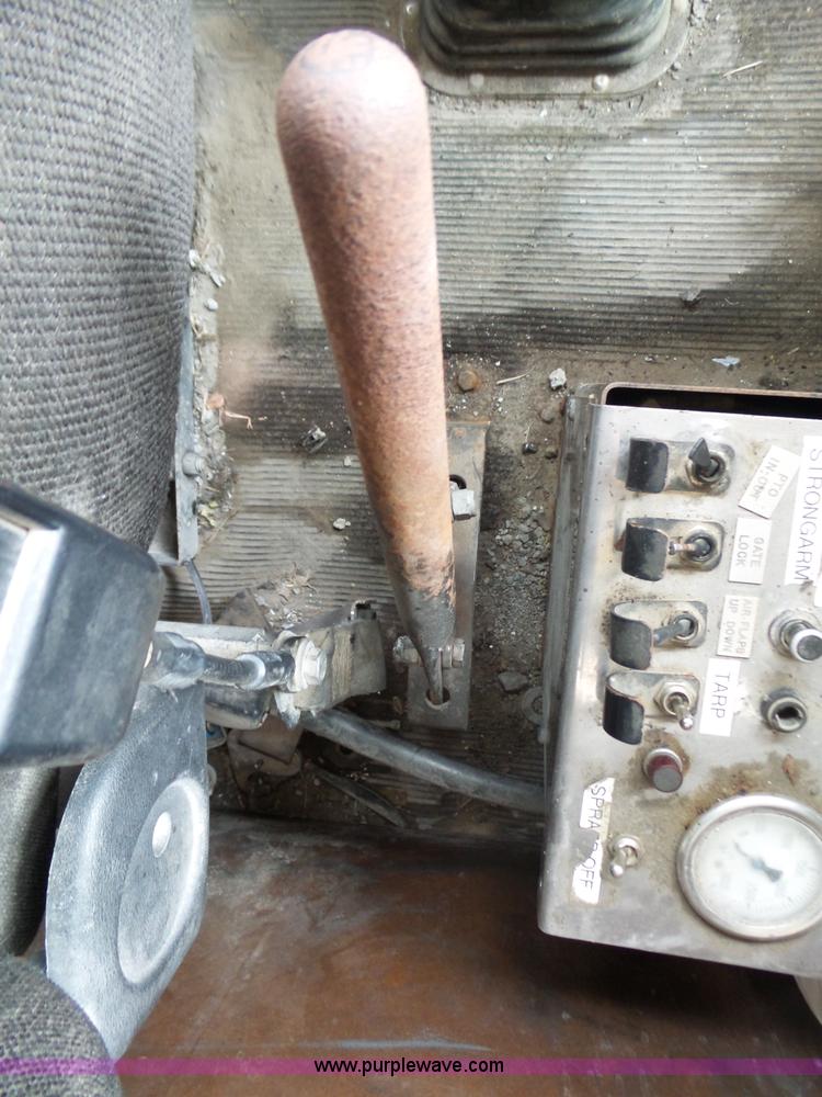 image for item L6363 1998 Kenworth W900 dump truck