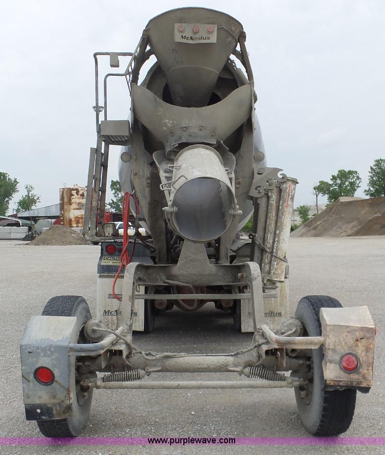 image for item L6364 1997 Ford LT9000 mixer truck