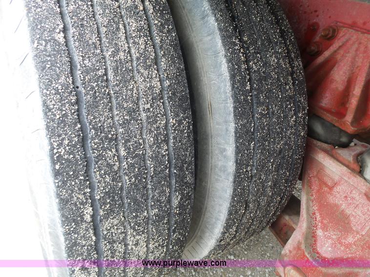 image for item L6364 1997 Ford LT9000 mixer truck