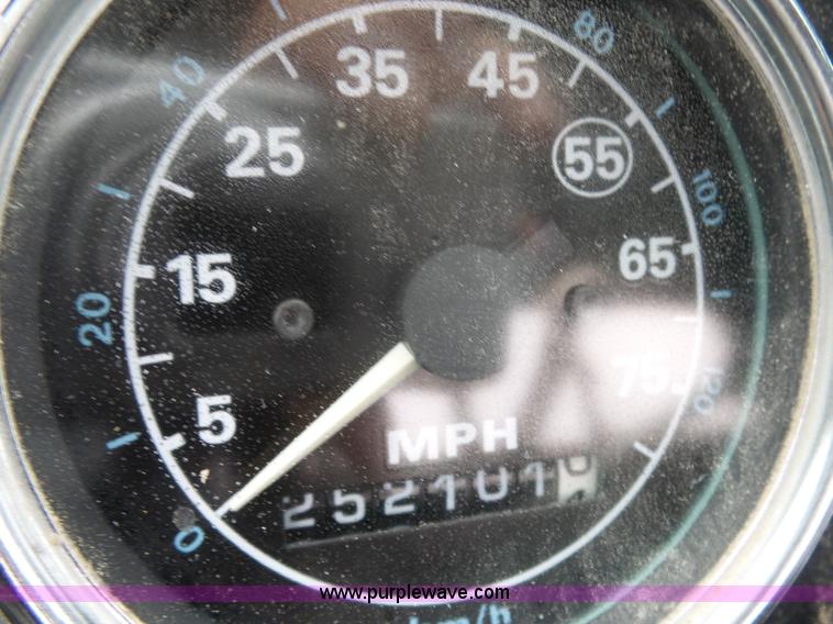 image for item L6364 1997 Ford LT9000 mixer truck