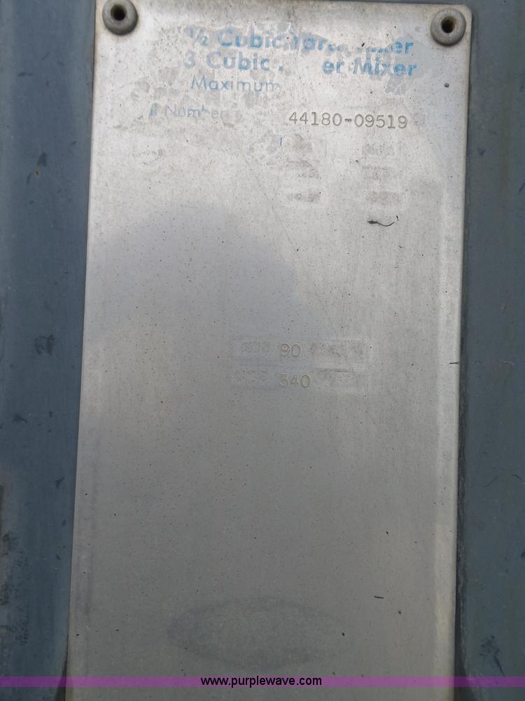 image for item L6364 1997 Ford LT9000 mixer truck