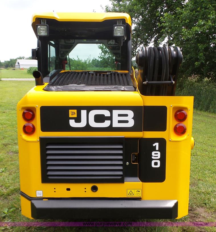 image for item L6365 2015 JCB 190 skid steer