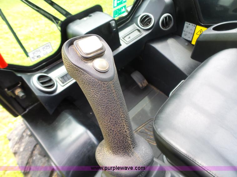 image for item L6365 2015 JCB 190 skid steer