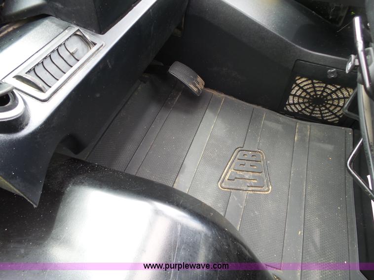 image for item L6365 2015 JCB 190 skid steer