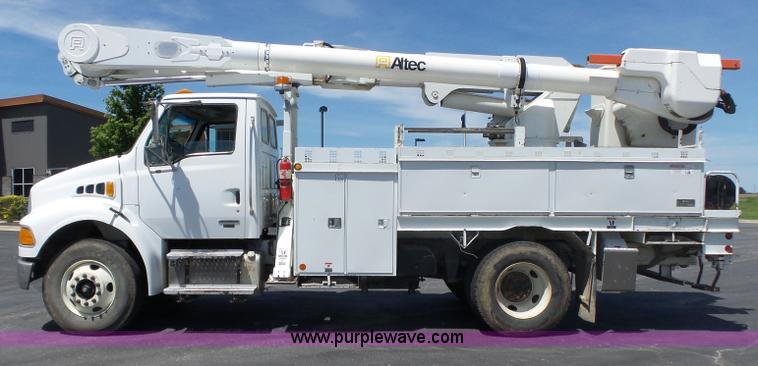 image for item L6366 2006 Sterling Acterra bucket truck