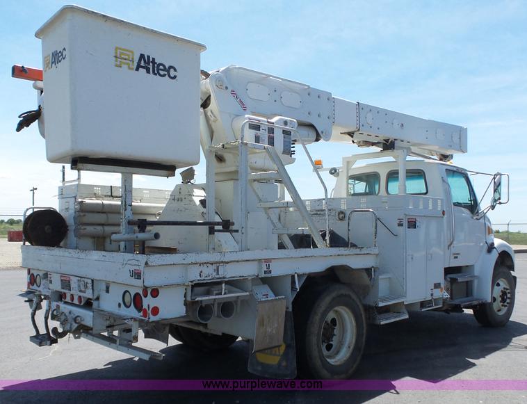 image for item L6366 2006 Sterling Acterra bucket truck