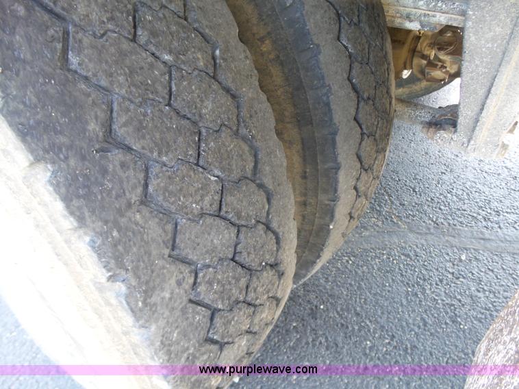 image for item L6366 2006 Sterling Acterra bucket truck