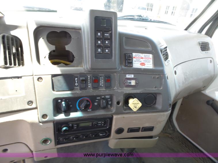 image for item L6366 2006 Sterling Acterra bucket truck