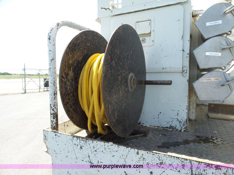 image for item L6366 2006 Sterling Acterra bucket truck