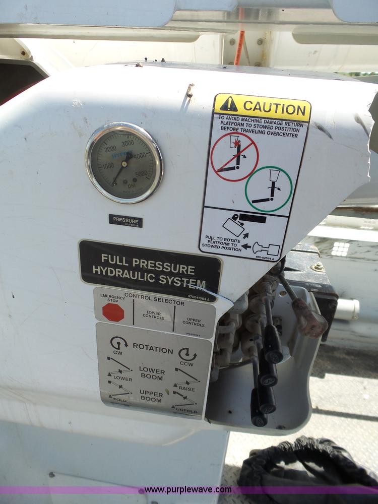 image for item L6366 2006 Sterling Acterra bucket truck