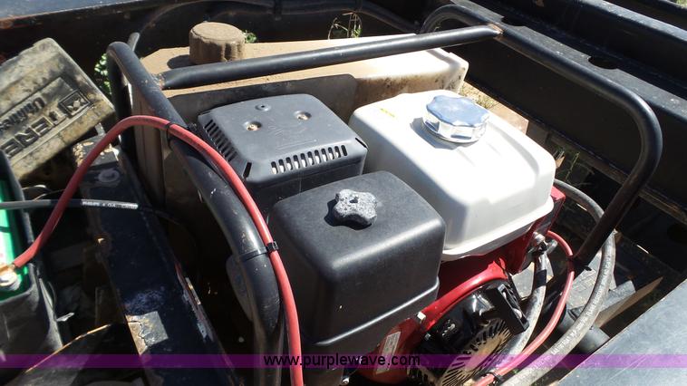 image for item L6565 2009 Fontain Renegade LX40N equipment trailer