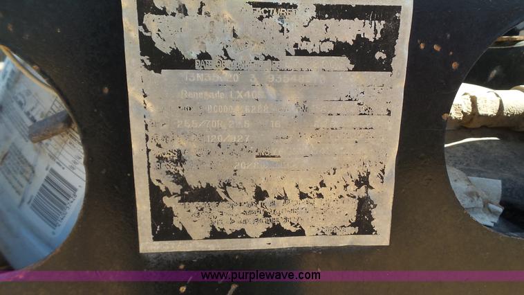 image for item L6565 2009 Fontain Renegade LX40N equipment trailer