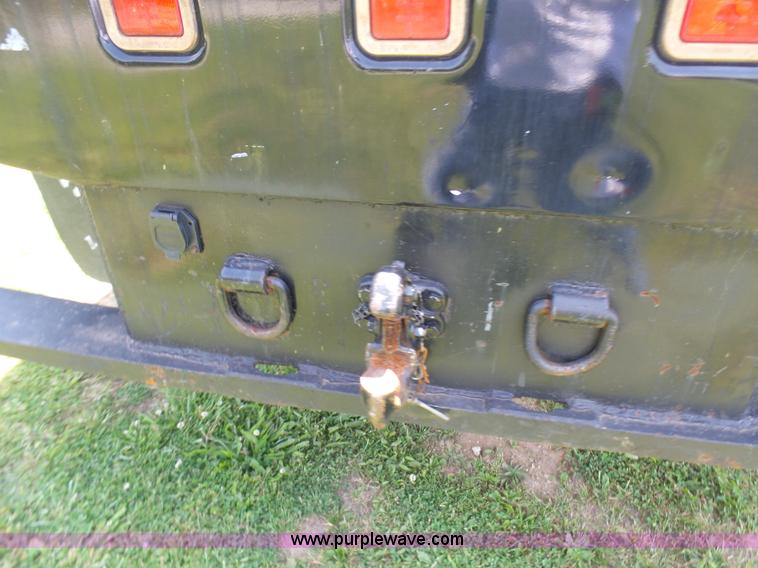 image for item L7062 2008 Ford F550 Super Duty Crew Cab flatbed truck