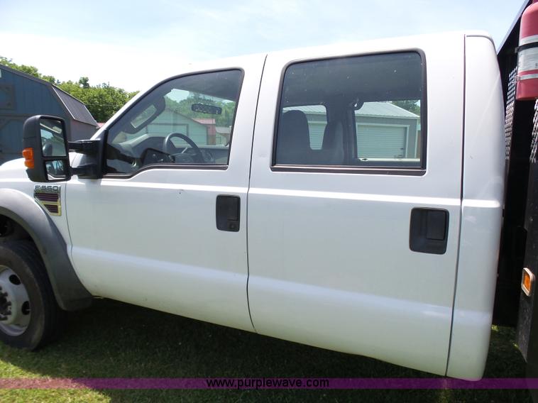 image for item L7062 2008 Ford F550 Super Duty Crew Cab flatbed truck