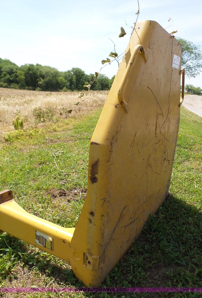 image for item L7063 Caterpillar D6H dozer ROPS