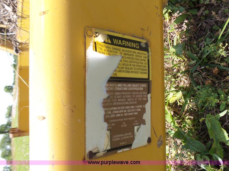 image for item L7063 Caterpillar D6H dozer ROPS