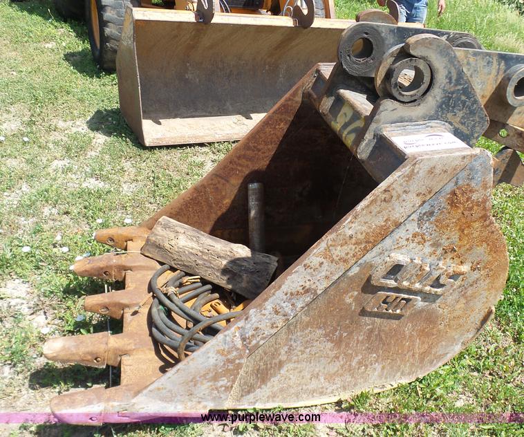 image for item L7064 CWS excavator bucket