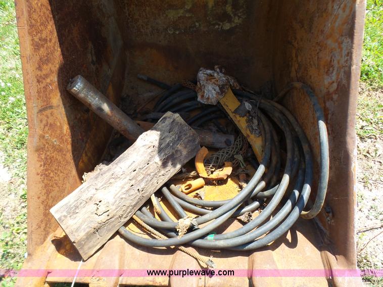 image for item L7064 CWS excavator bucket