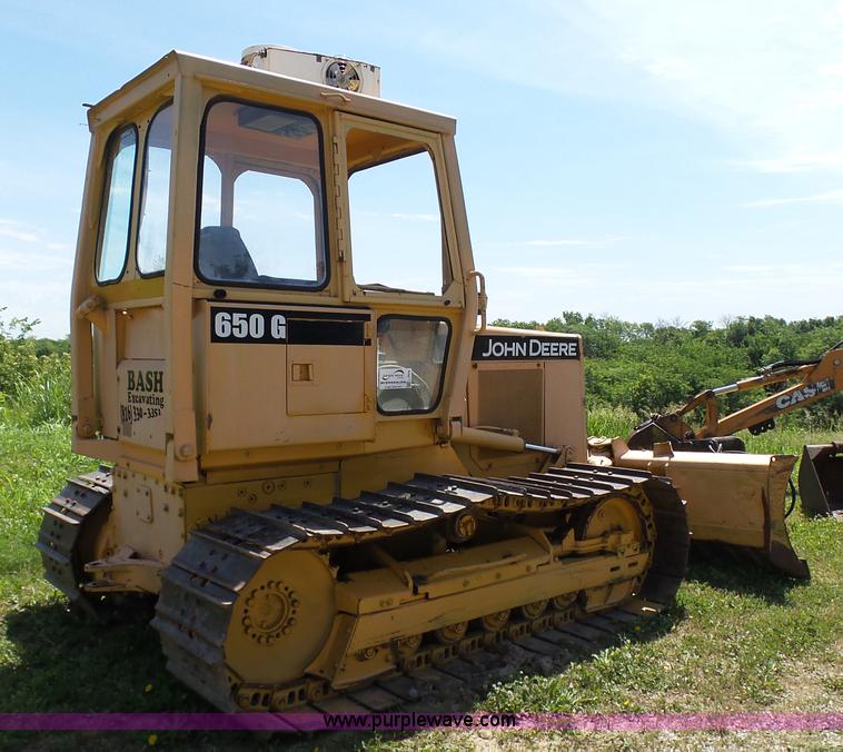 image for item L7073 1994 John Deere 650G dozer