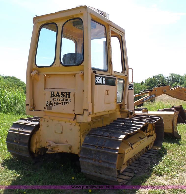 image for item L7073 1994 John Deere 650G dozer