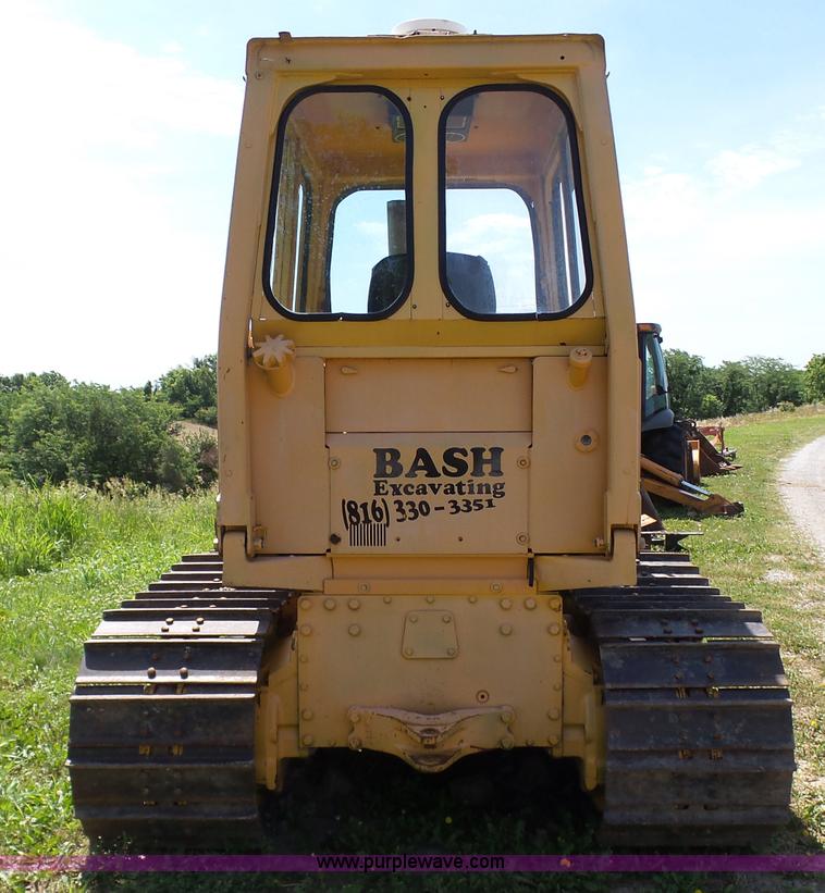 image for item L7073 1994 John Deere 650G dozer