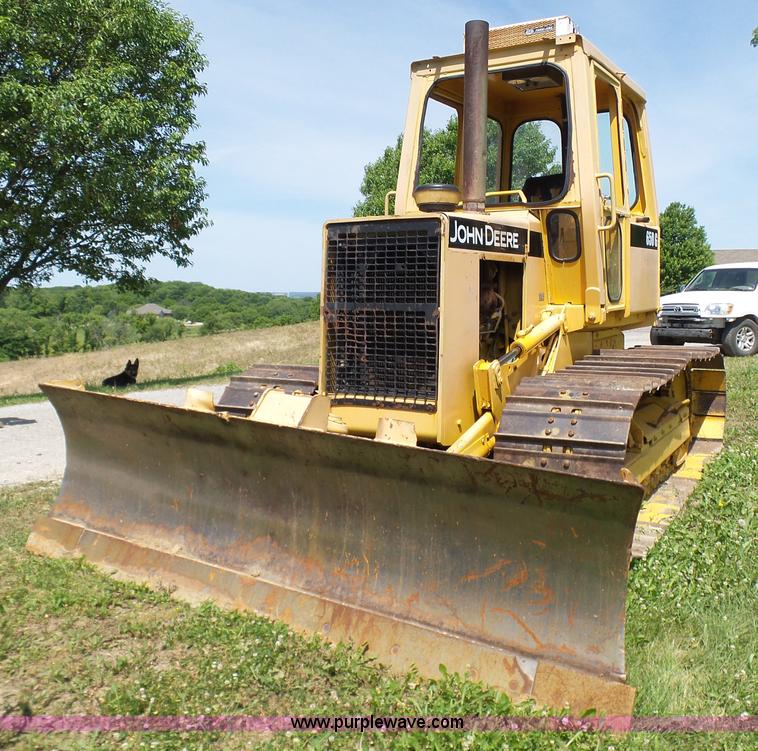 image for item L7073 1994 John Deere 650G dozer