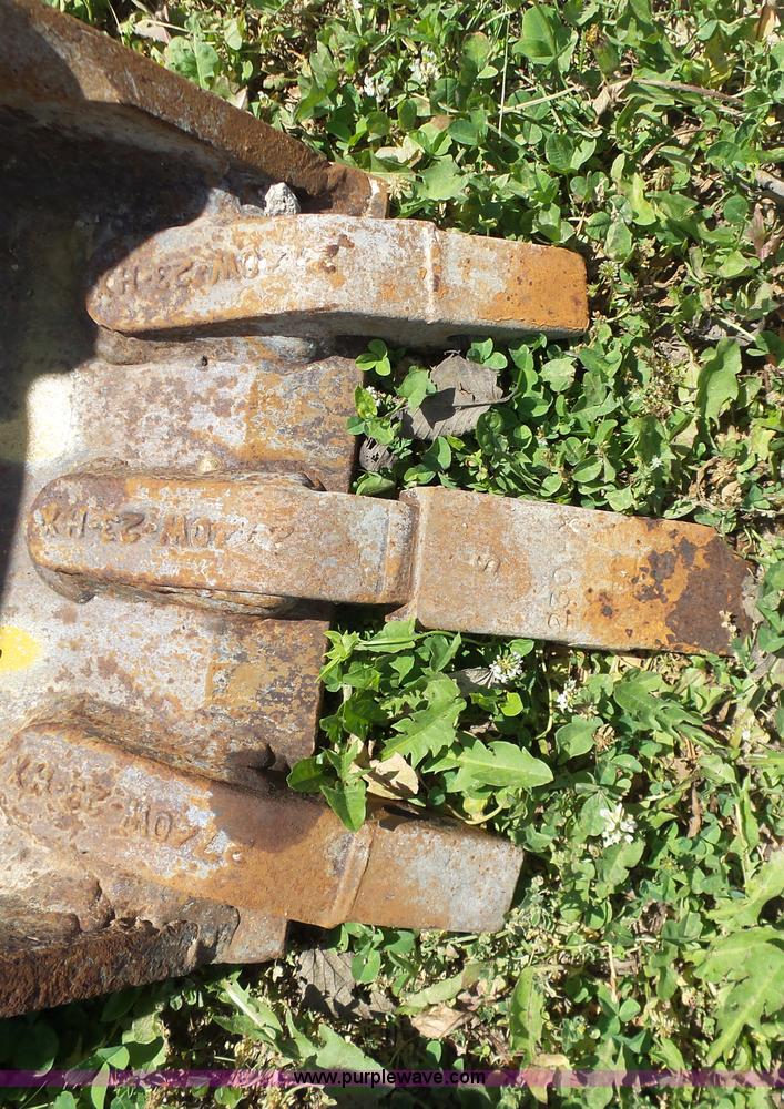 image for item N9397 Wain Roy bucket