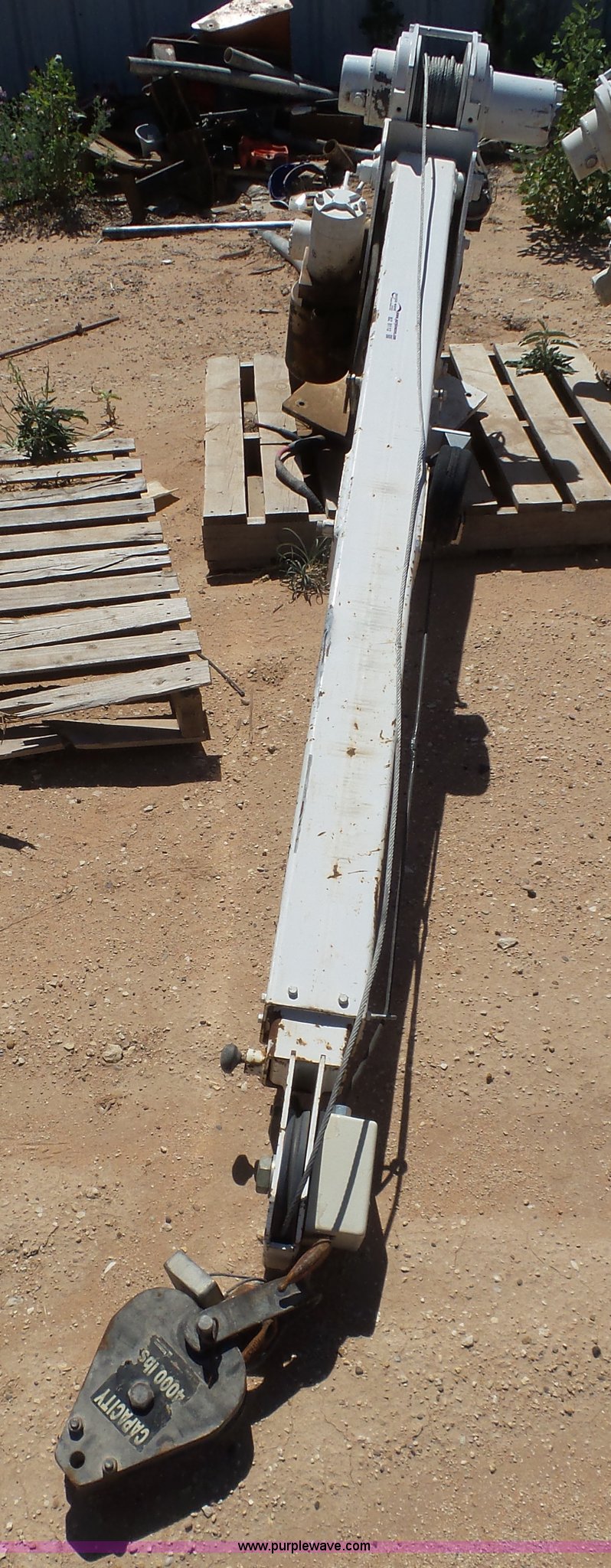 Liftmoore 3200REE crane in Midland, TX Item BZ9112 sold Purple Wave