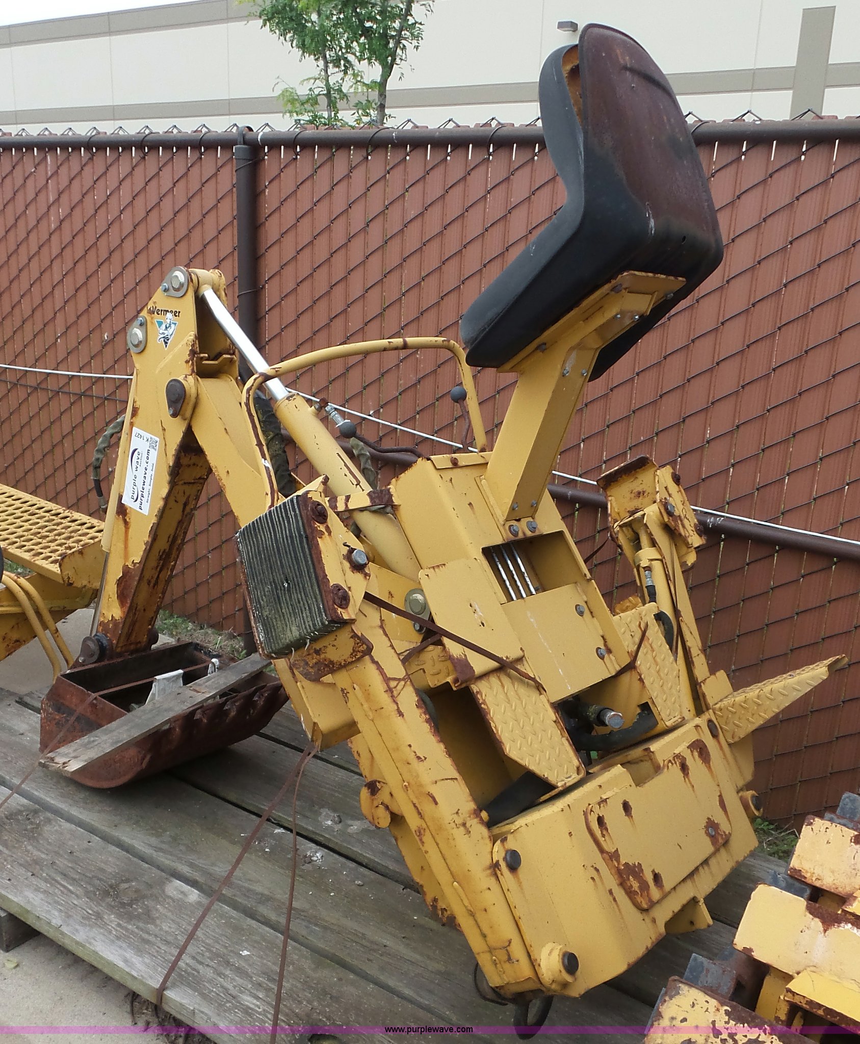 Vermeer B500 backhoe attachment in Chesterfield, MO Item K1427 sold