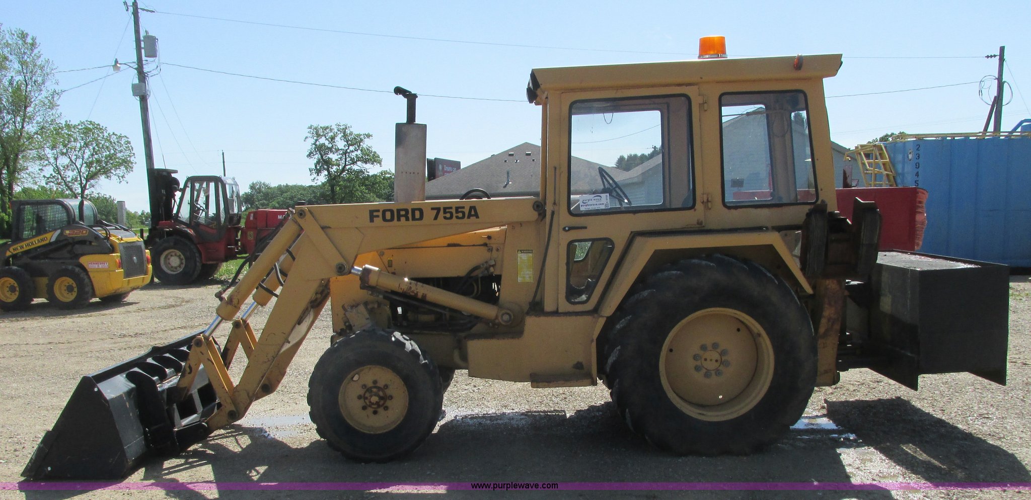 Ford 755A backhoe tractor in Plainview, MN Item K4708 sold Purple Wave