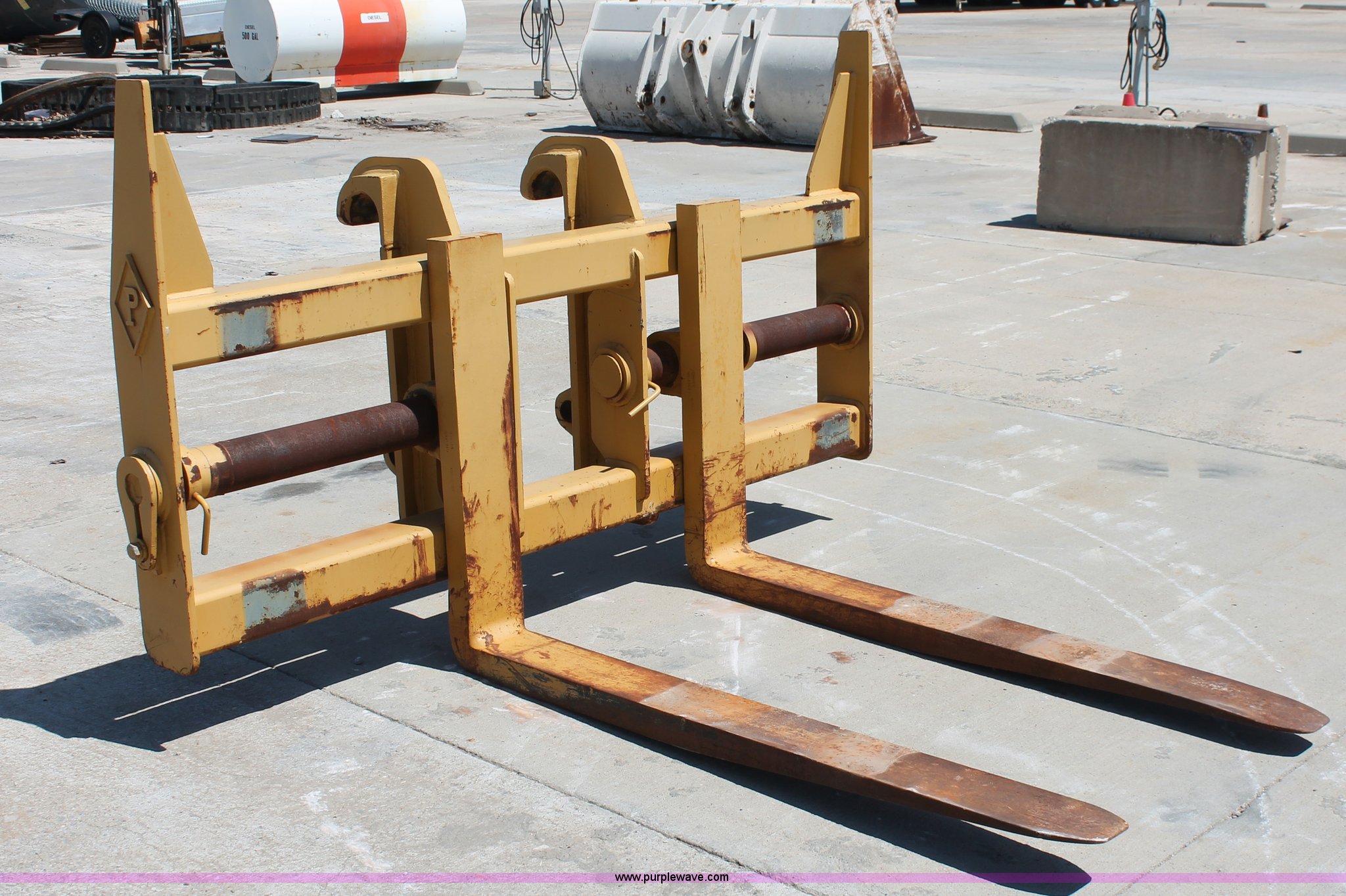 Pemberton 6266 loader pallet forks in Oklahoma City, OK Item K8802