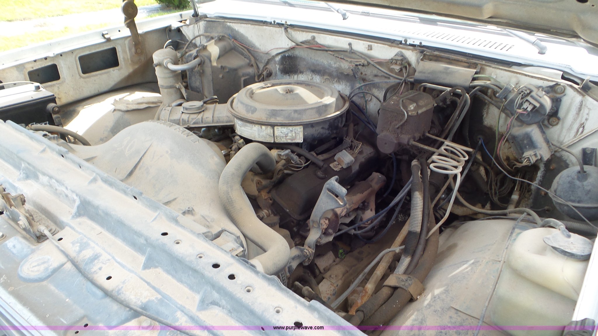 1984 GMC 3500 flatbed pickup truck in Hays, KS | Item L2007 sold ...