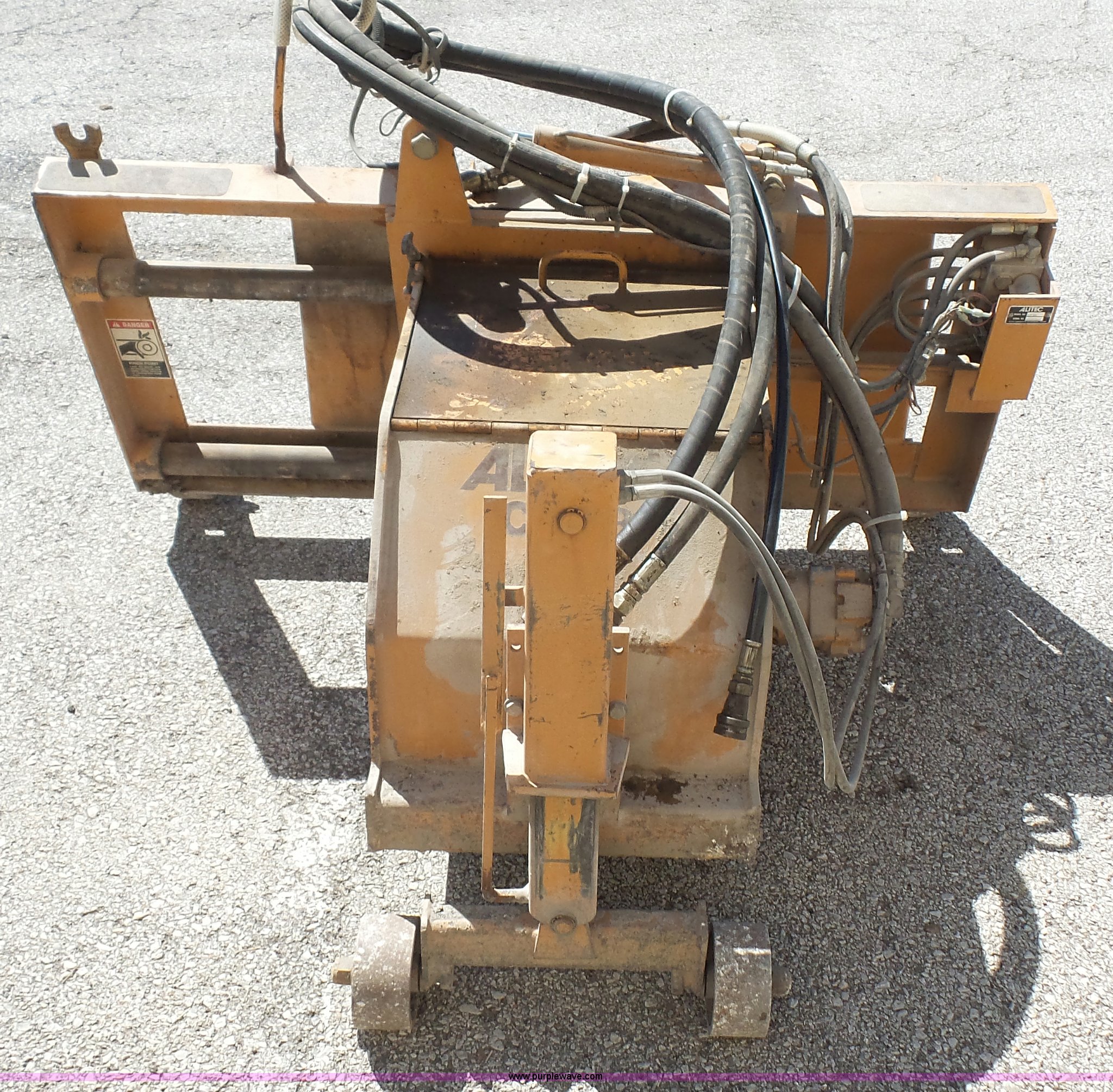 Alitec CP18 asphalt planer skid steer attachment in Roeland Park, KS