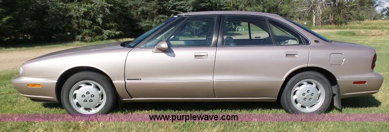 image for item AR9278 1999 Oldsmobile Eighty Eight 50th Anniversary
