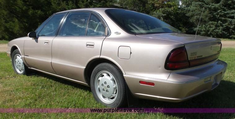 image for item AR9278 1999 Oldsmobile Eighty Eight 50th Anniversary