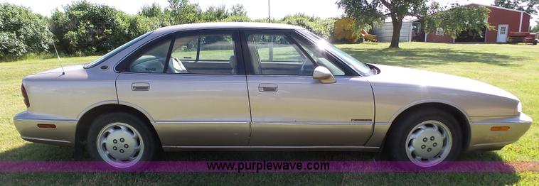 image for item AR9278 1999 Oldsmobile Eighty Eight 50th Anniversary